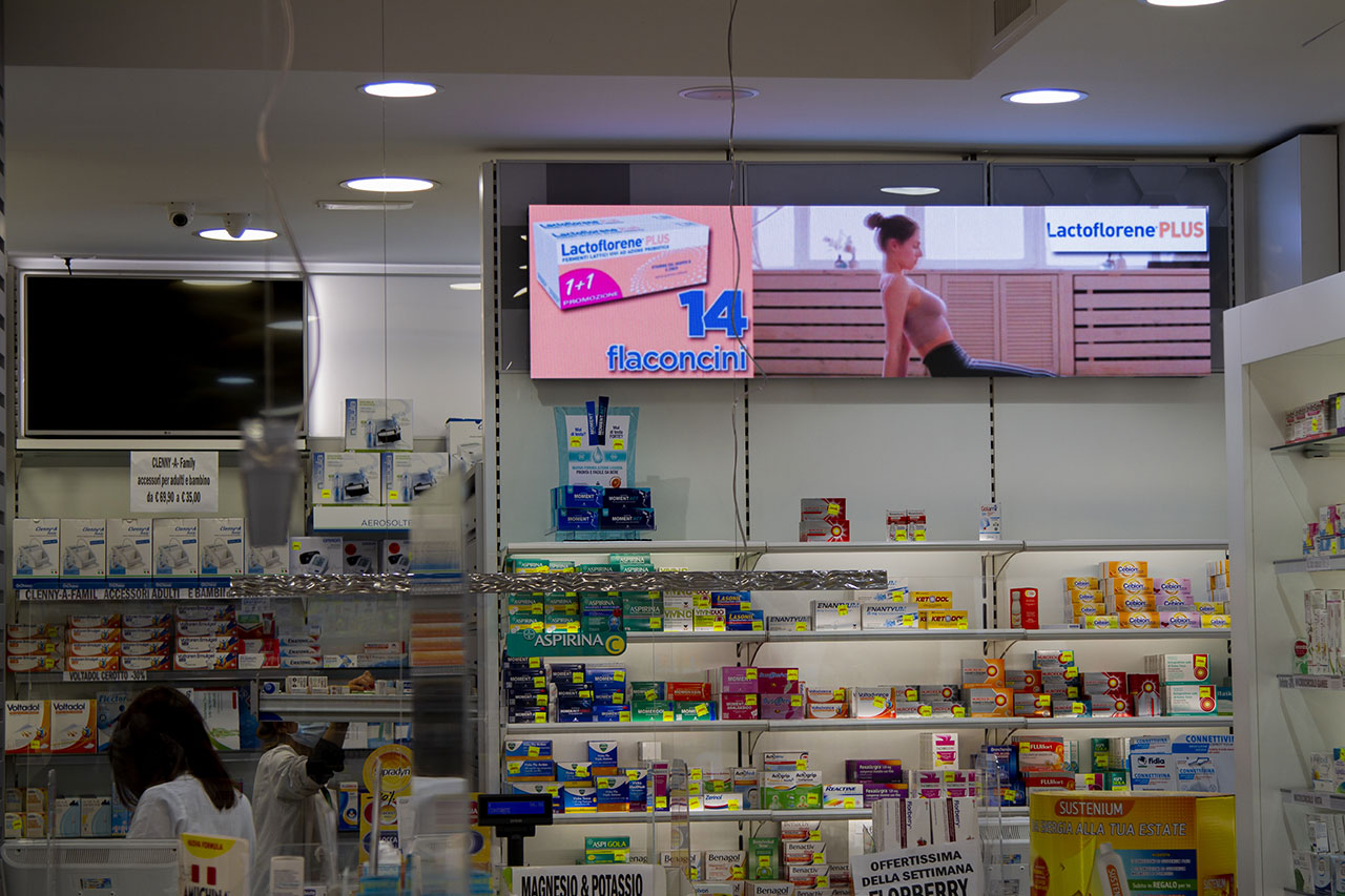 Stretch Screen - Roma, Farmacia Alessandrina