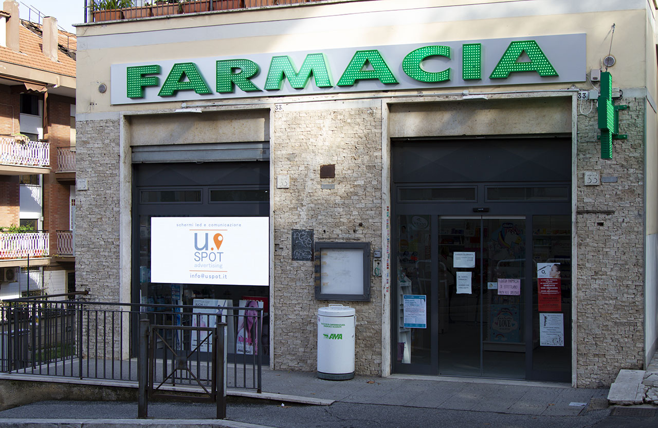 Roma, Farmacia Alessandrino